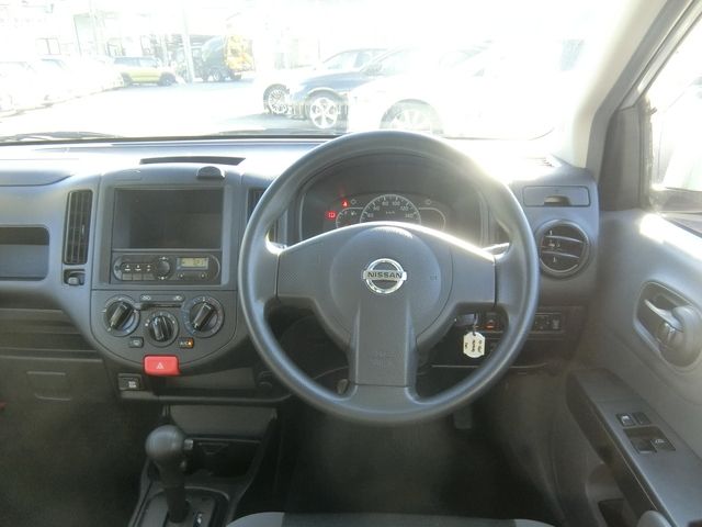 Nissan NV150 AD 2018-03 28149-2