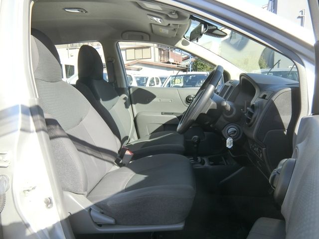 Nissan NV150 AD 2018-03 28149-3
