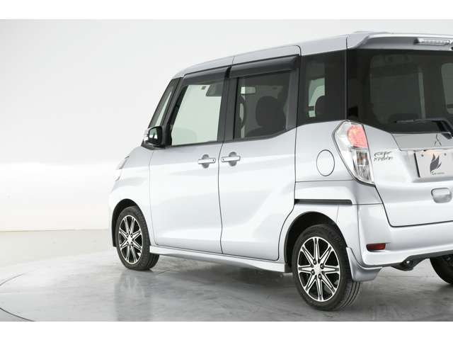 Mitsubishi EK SPACE 2017-09 196463-7