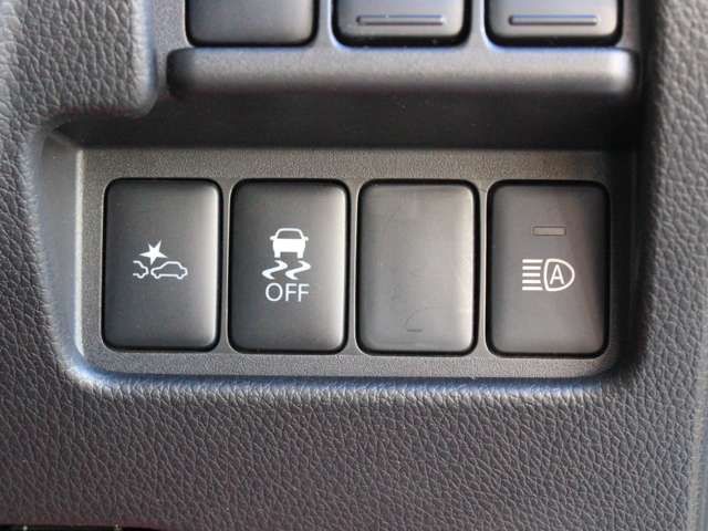 Mitsubishi EK SPACE 2017-09 196463-12