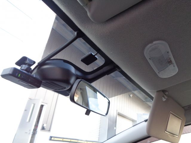 Nissan NOTE 2017-04 16957-11