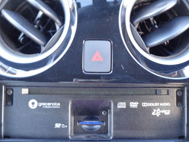 Nissan NOTE 2017-04 16957-8
