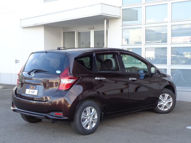Nissan NOTE 2017-04 16957-2