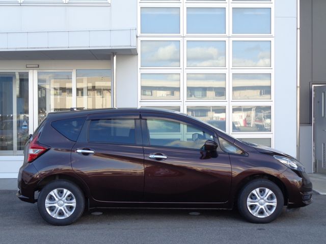 Nissan NOTE 2017-04 16957-18