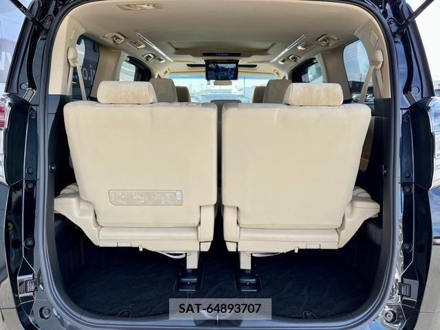 Toyota VELLFIRE 2021-04 386136-25