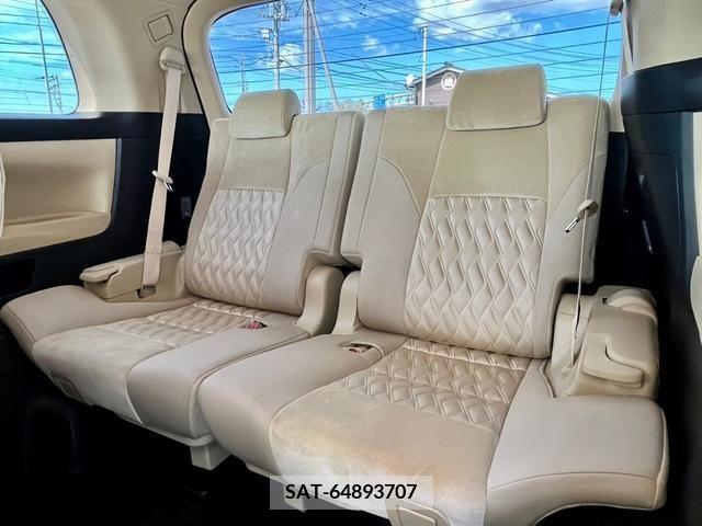 Toyota VELLFIRE 2021-04 386136-27