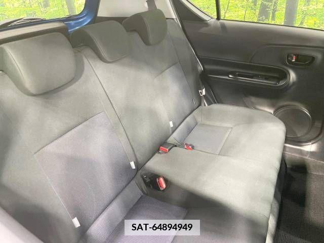 Toyota AQUA 2017-06 344369-10