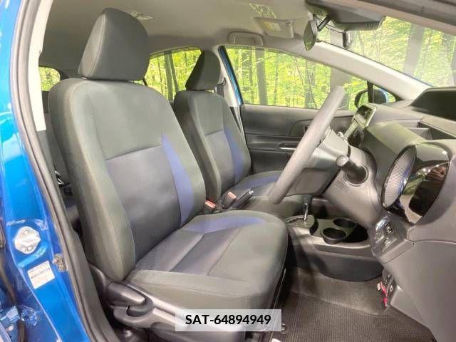 Toyota AQUA 2017-06 344369-9