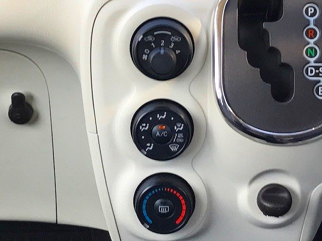 Toyota SPADE 2016-02 13722-14