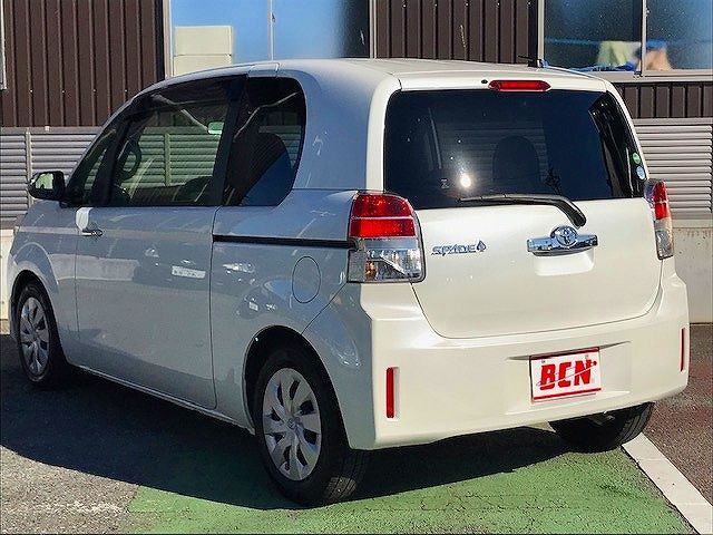 Toyota SPADE 2016-02 13722-8