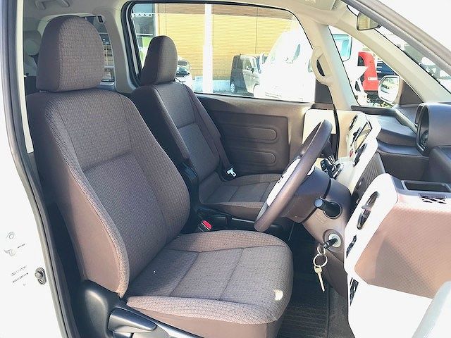 Toyota SPADE 2016-02 13722-3
