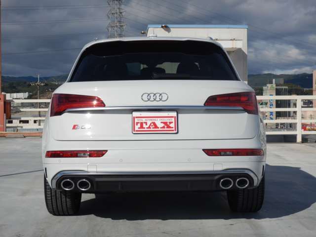 Audi SQ5 2023-03 181840-4