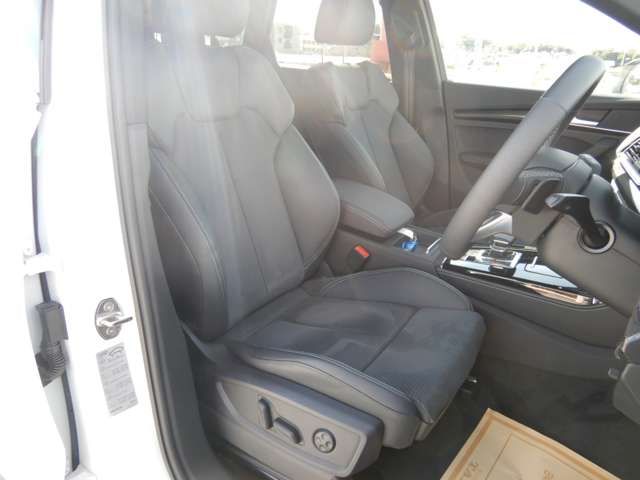 Audi SQ5 2023-03 181840-22