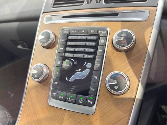 Volvo XC60 2017-05 22092-9