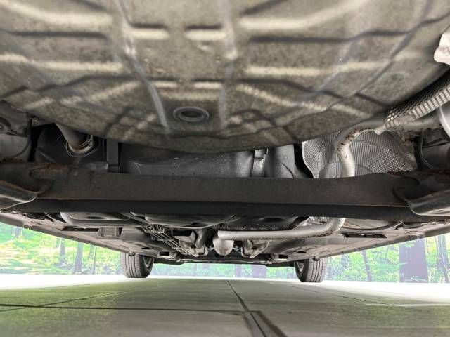 Nissan NOTE 2013-01 16891-19