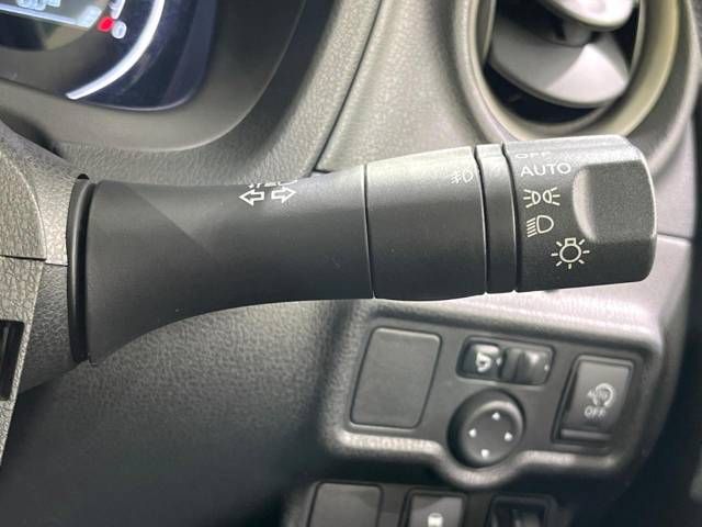 Nissan NOTE 2013-01 16891-6