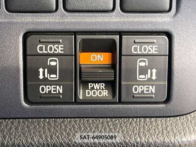 Toyota VOXY HYBRID 2015-07 350278-5