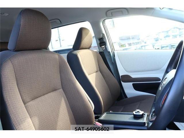Toyota SIENTA 2017-01 214690-19