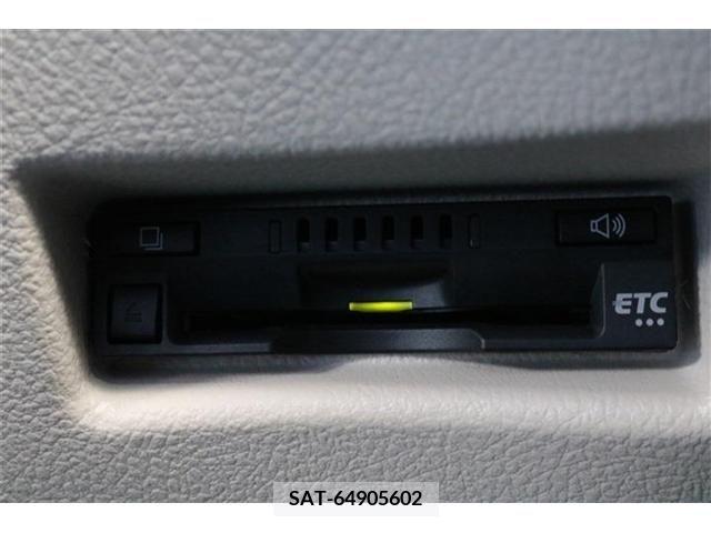 Toyota SIENTA 2017-01 214690-12