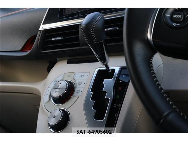 Toyota SIENTA 2017-01 214690-7
