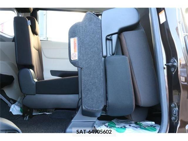 Toyota SIENTA 2017-01 214690-23