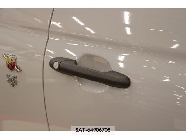 Abarth 595 2021-09 323188-22