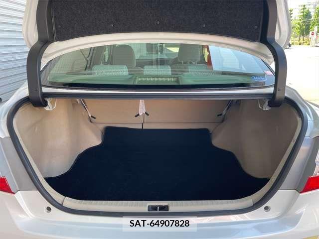 Toyota PREMIO 2014-07 281679-12