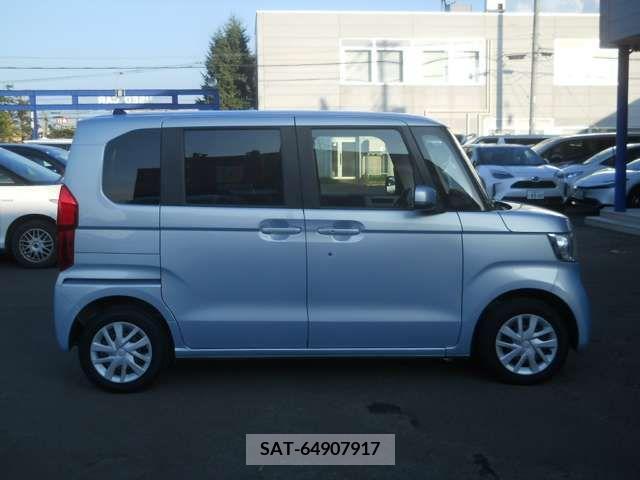 Honda N BOX 2018-07 250673-3