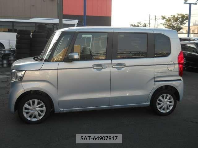 Honda N BOX 2018-07 250673-6