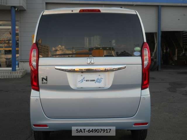 Honda N BOX 2018-07 250673-5