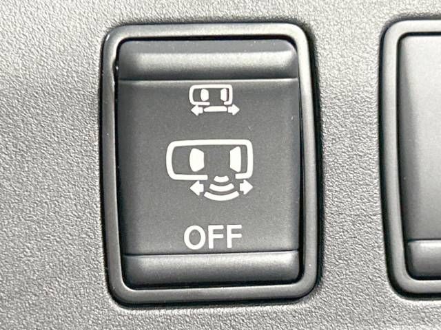 Nissan SERENA 2018-03 182185-6