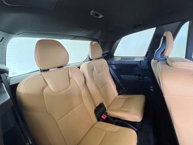 Volvo XC90 2016-12 191916-13