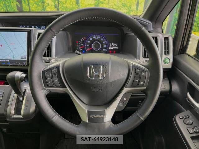 Honda e 2013-10 384093-12