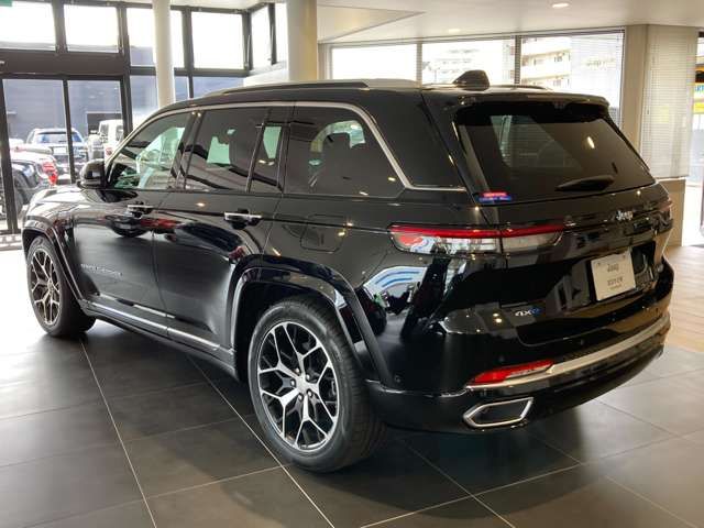 Jeep GRAND CHEROKEE 2023-02 182114-2