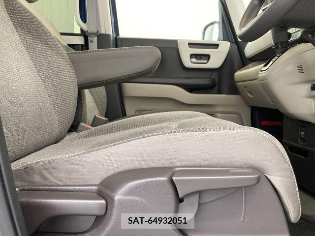 Honda N BOX 2020-10 278799-5