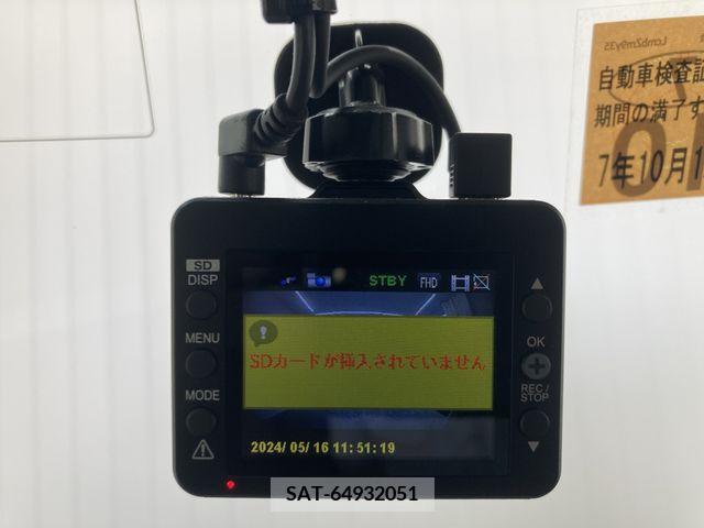 Honda N BOX 2020-10 278799-7