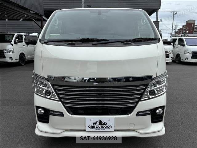 Nissan NV350 Caravan 2018-01 317330-1