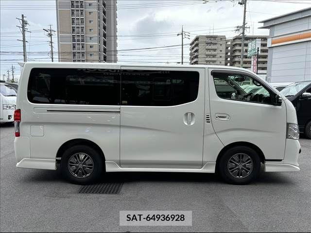 Nissan NV350 Caravan 2018-01 317330-12