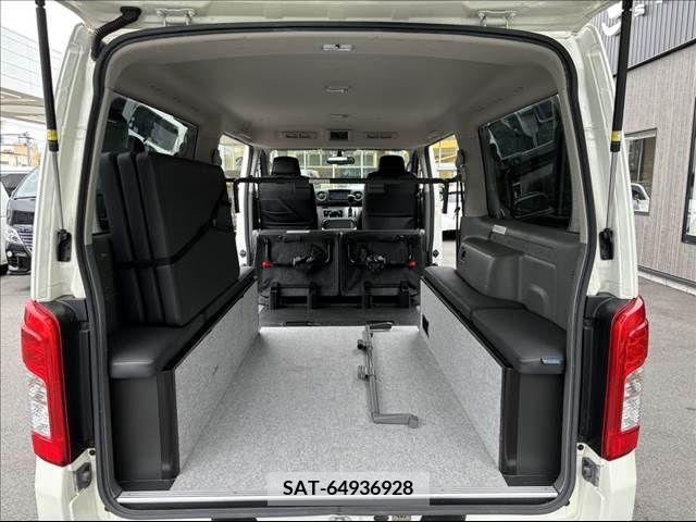 Nissan NV350 Caravan 2018-01 317330-19