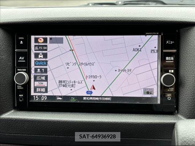 Nissan NV350 Caravan 2018-01 317330-8