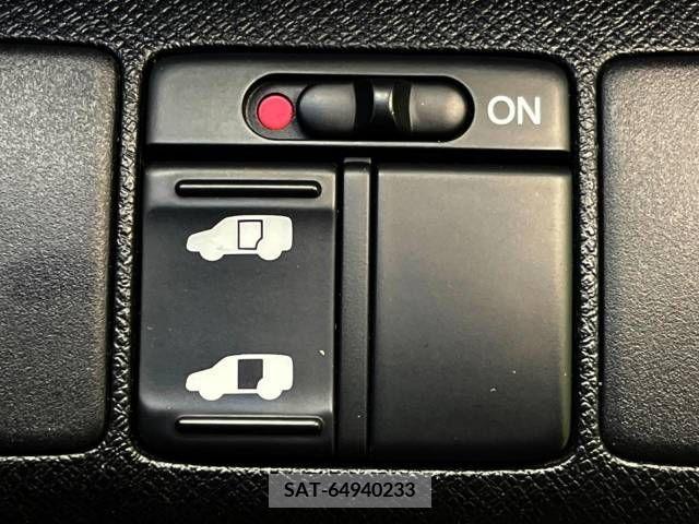 Honda e 2010-06 326937-4