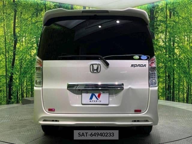 Honda e 2010-06 326937-15