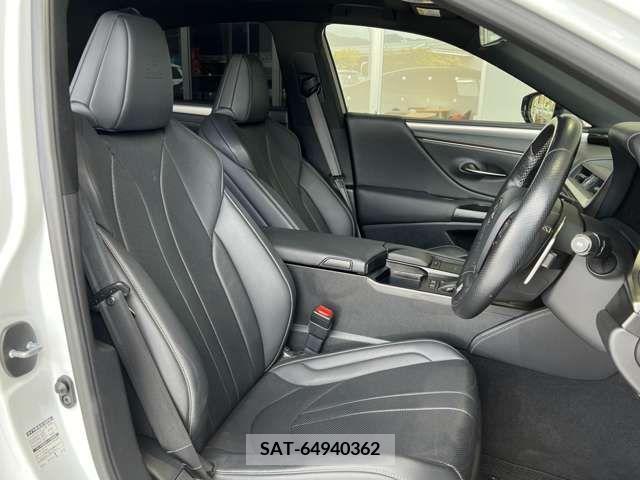 Lexus ES 2019-08 275195-13