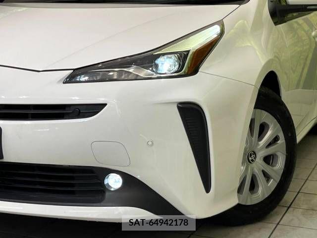 Toyota PRIUS 2021-05 366567-12