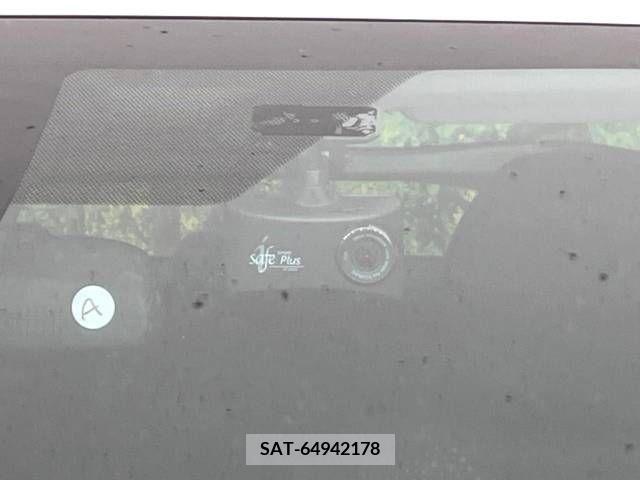 Toyota PRIUS 2021-05 366567-7