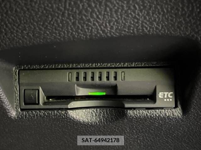 Toyota PRIUS 2021-05 366567-6
