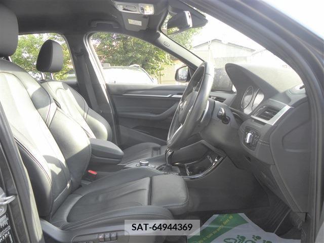 Bmw X1 2020-08 318252-8