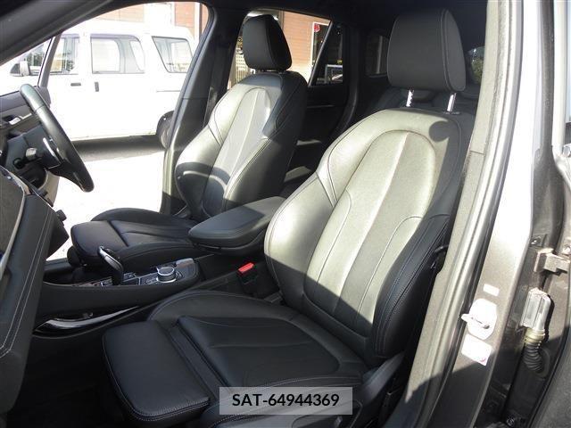 Bmw X1 2020-08 318252-11
