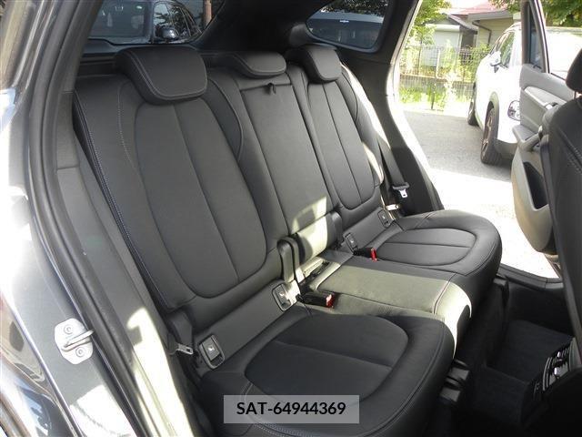 Bmw X1 2020-08 318252-15