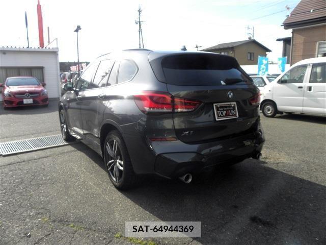 Bmw X1 2020-08 318252-5